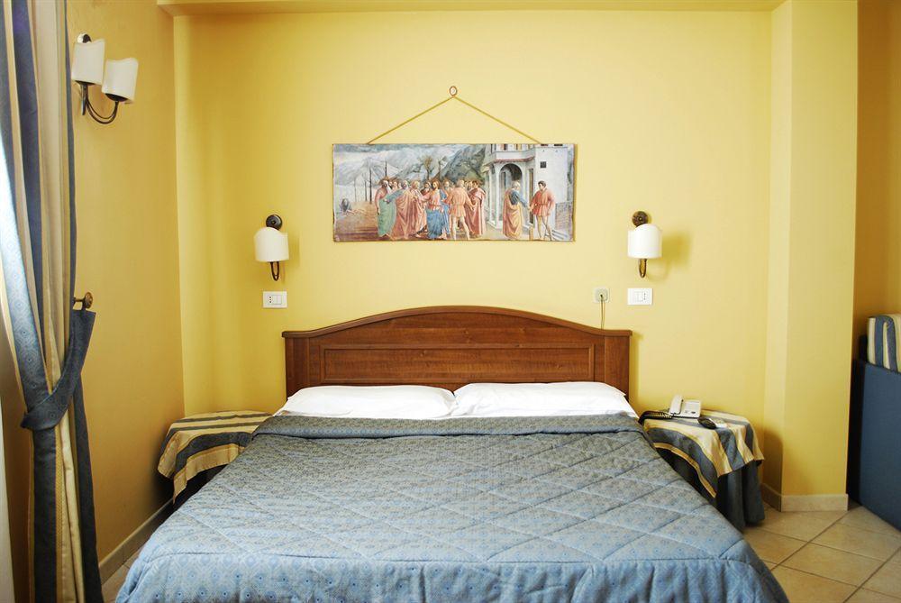Greta Hotel 3*